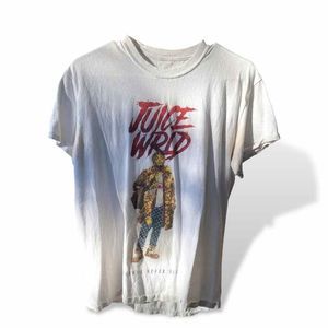 999: Women’s Juice WRLD T-shirt (Size: Medium)￼